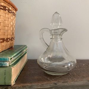 Glass decanter